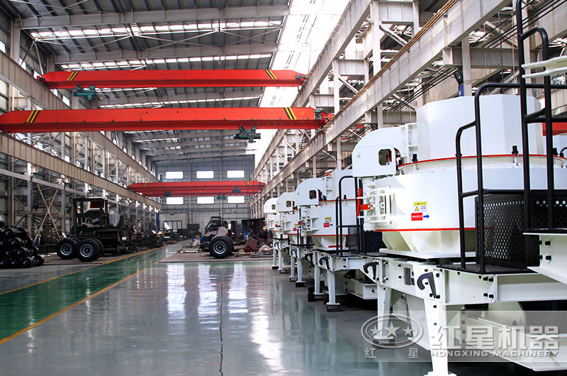 粉碎設(shè)備生產(chǎn)車(chē)間